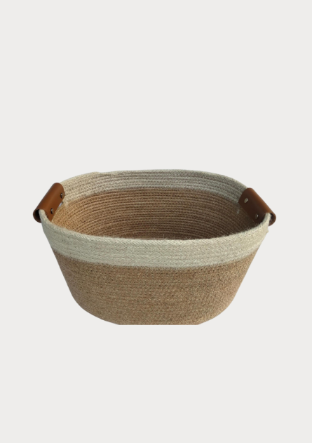 Elegant Design with Strong Handle